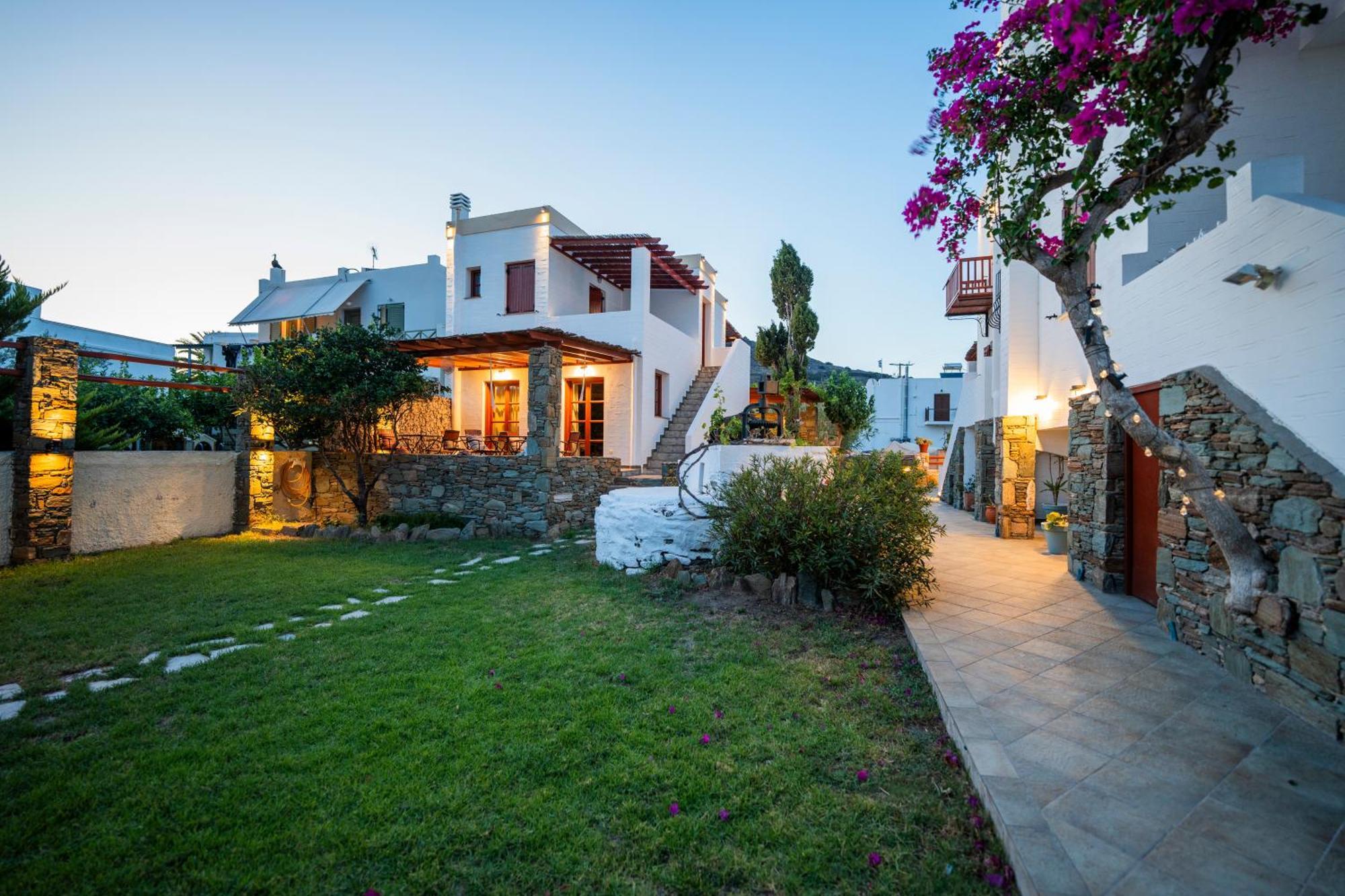 Ligaries Aparthotel Kini Exterior foto